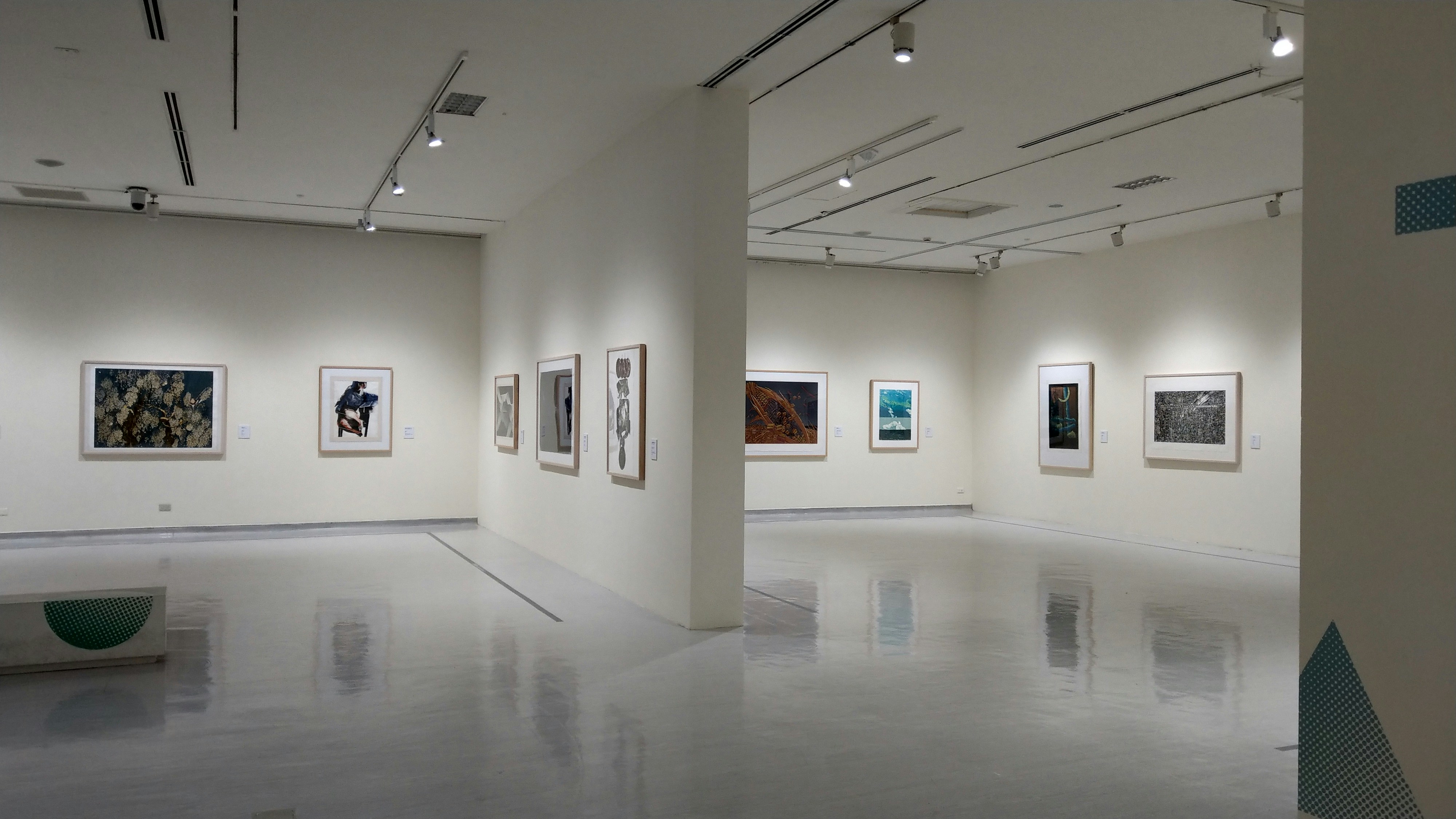 Modern art gallery with artwork properly displayed